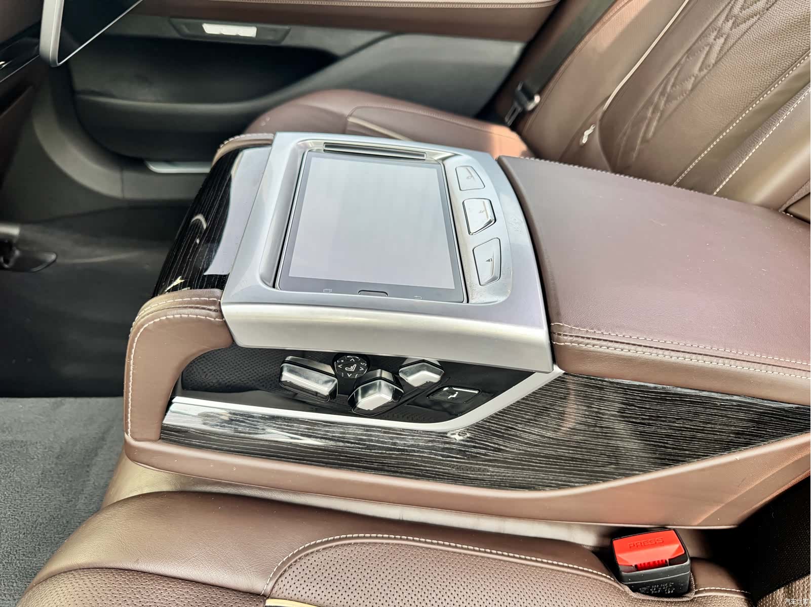 BMW 7 Series, 2018 9
