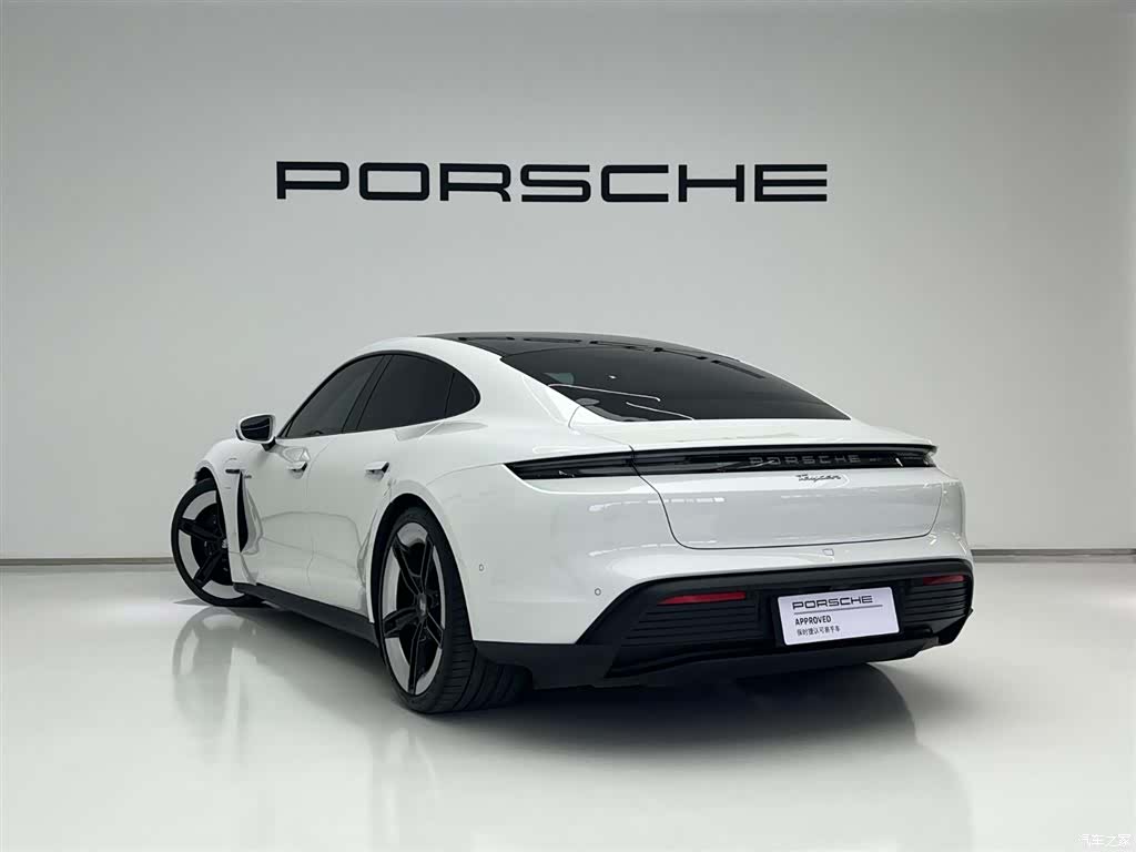 Porsche Taycan, 2026 3
