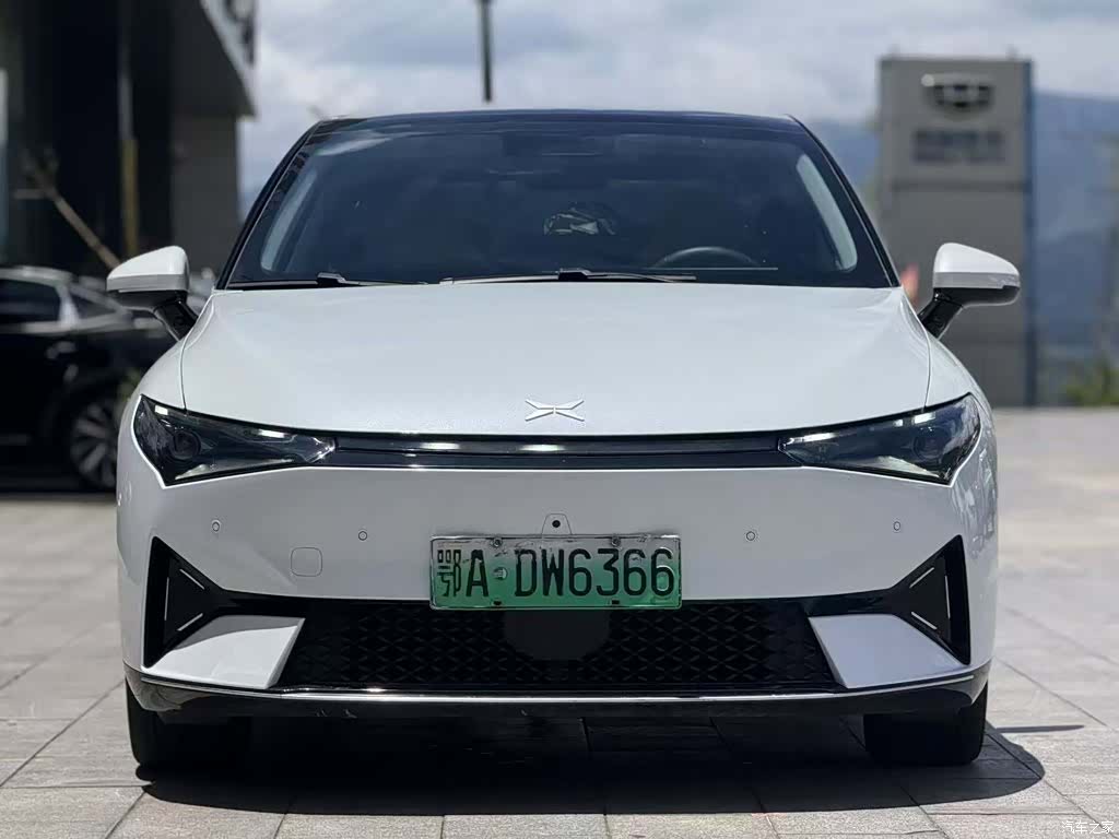 Xpeng P5, 2022 4