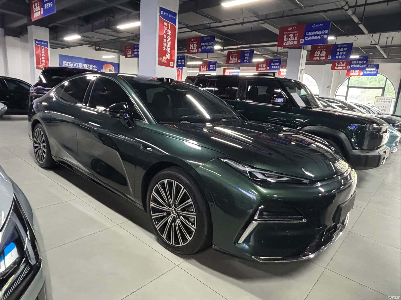 Geely 8, 2025 2