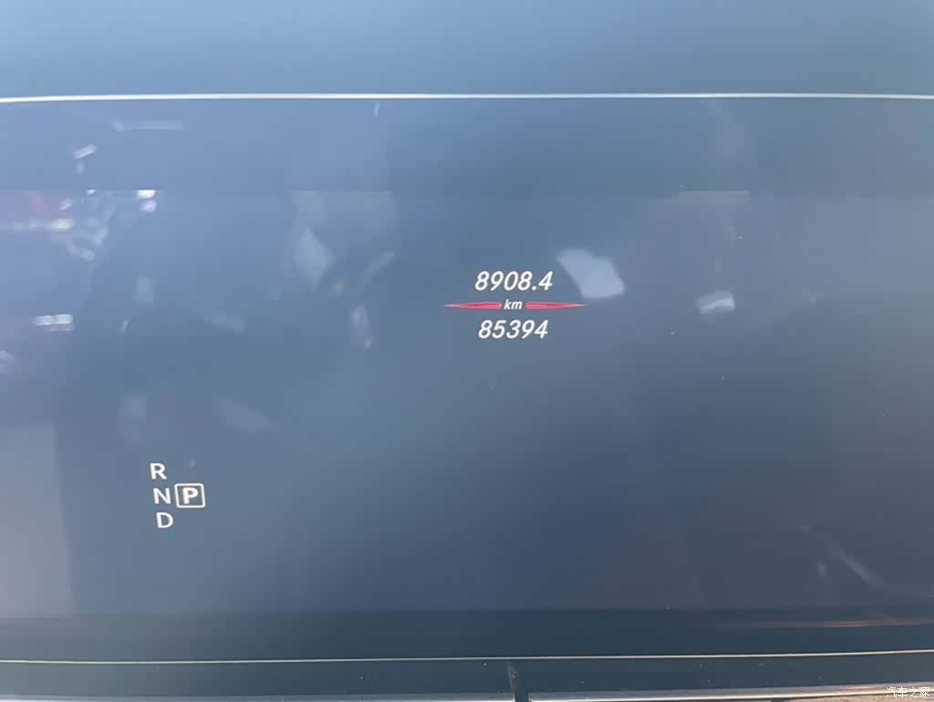 Mercedes-Benz E-Class, 2018 3
