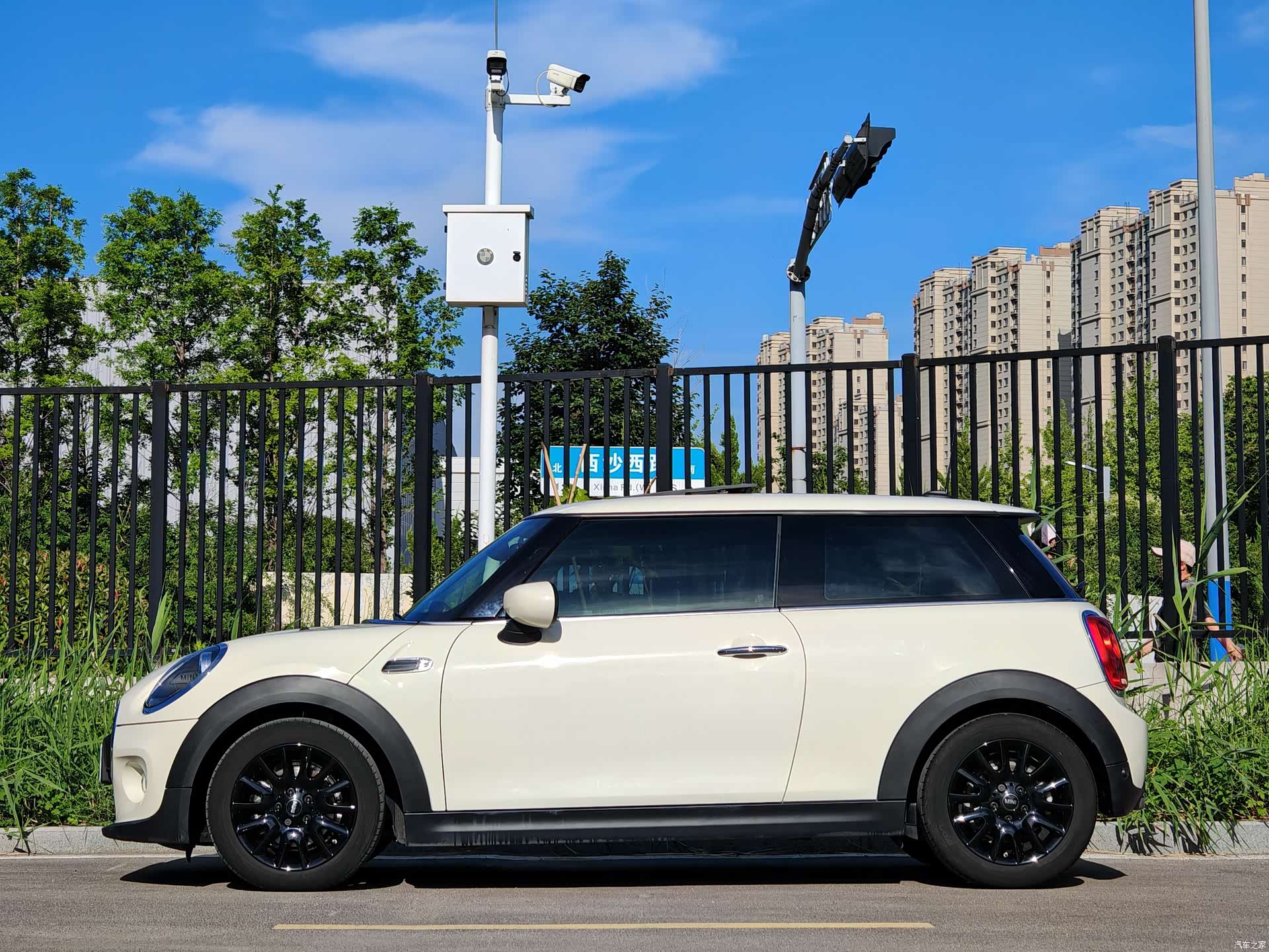 Mini ONE, 2021 2