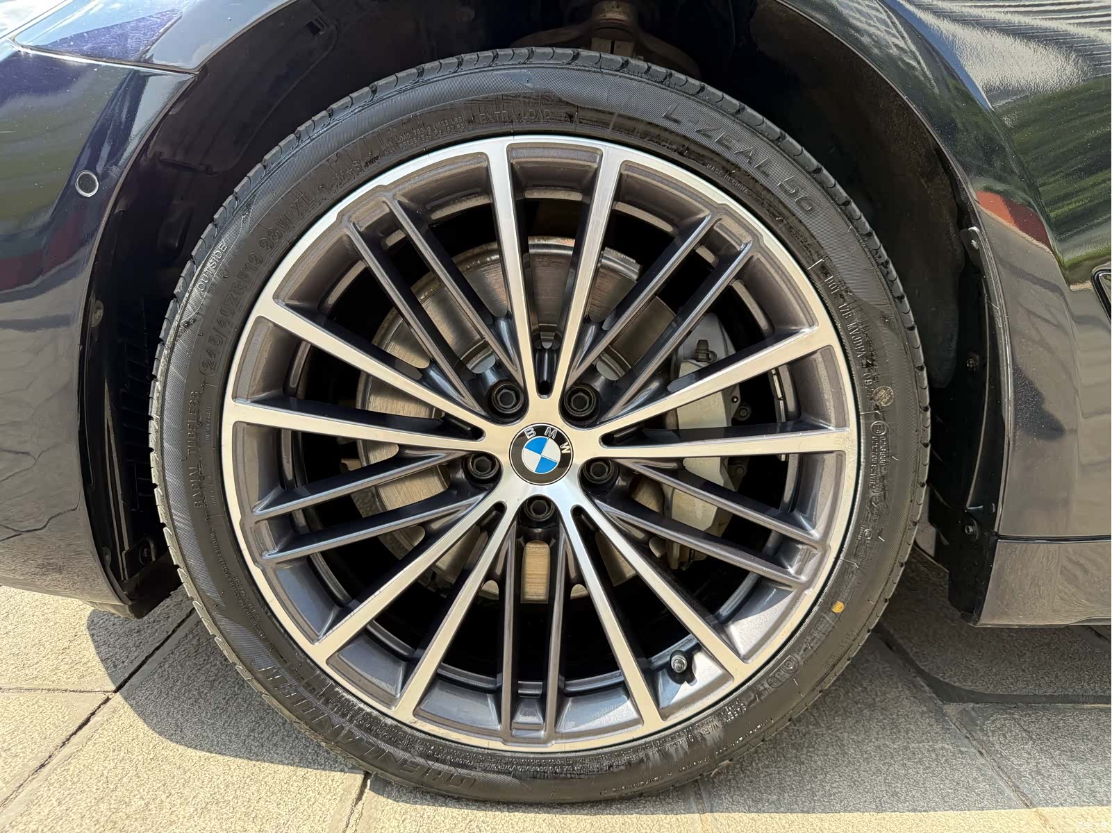 BMW 5 Series, 2019 29