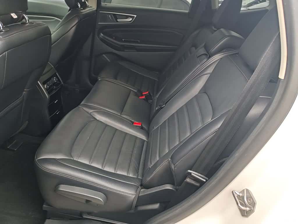 Ford Edge, 2018 17
