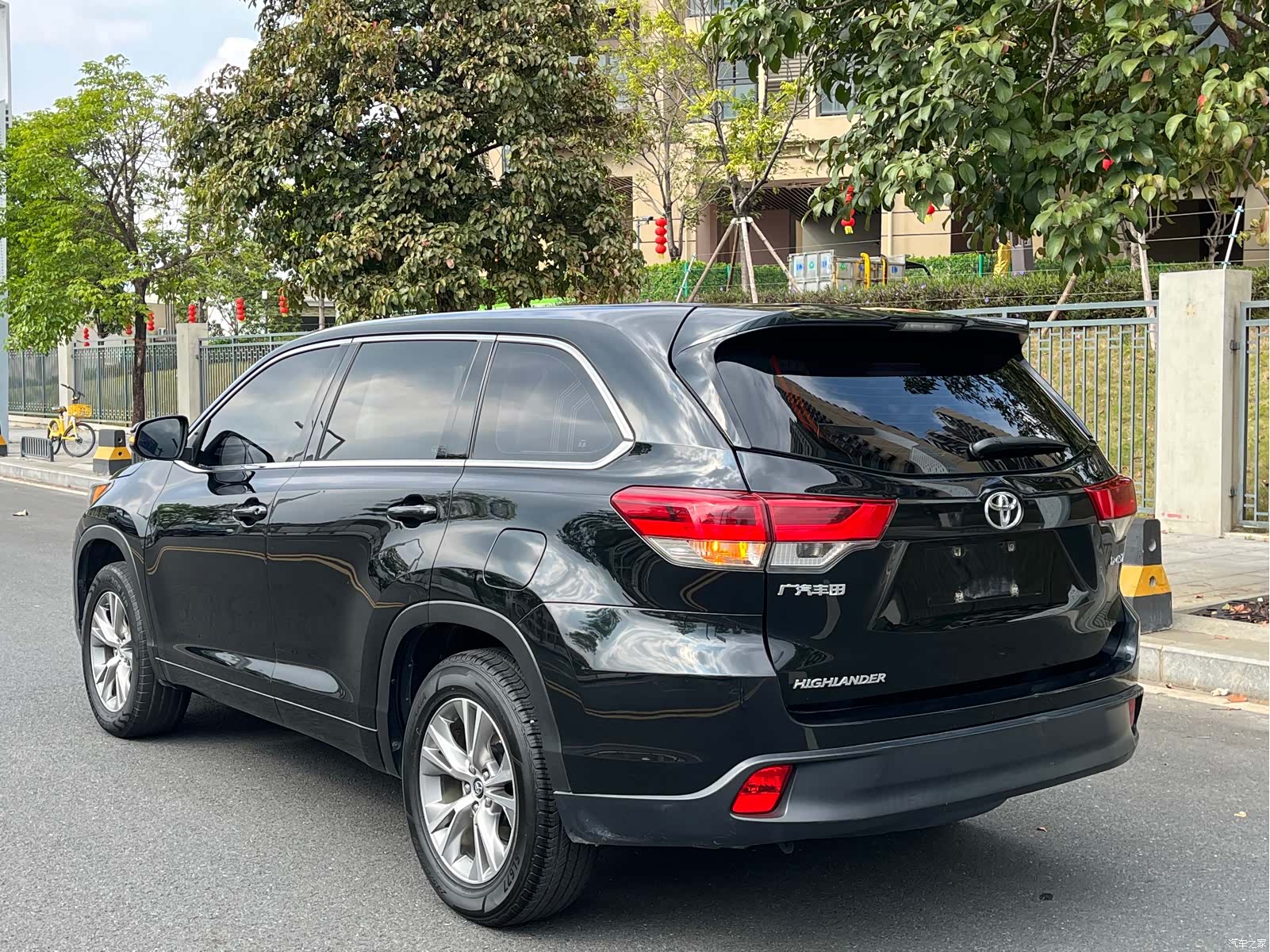 Toyota Highlander, 2019 все фото
