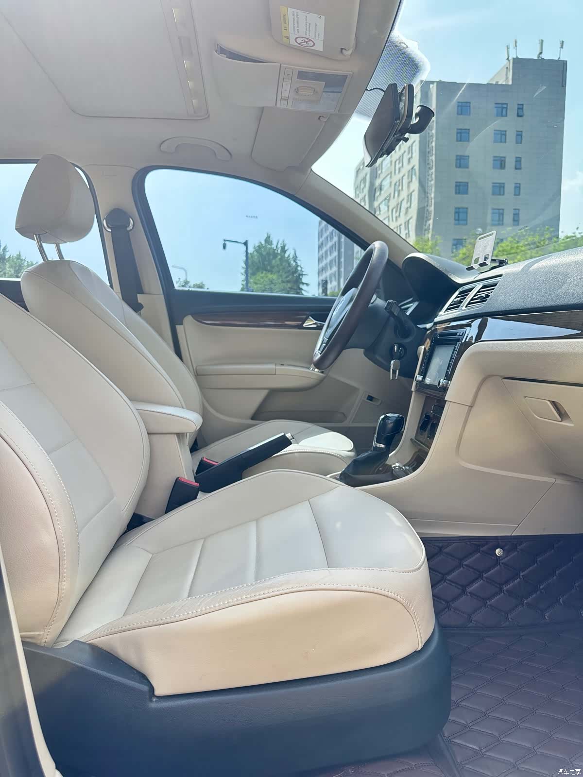 Volkswagen Lavida, 2015 8