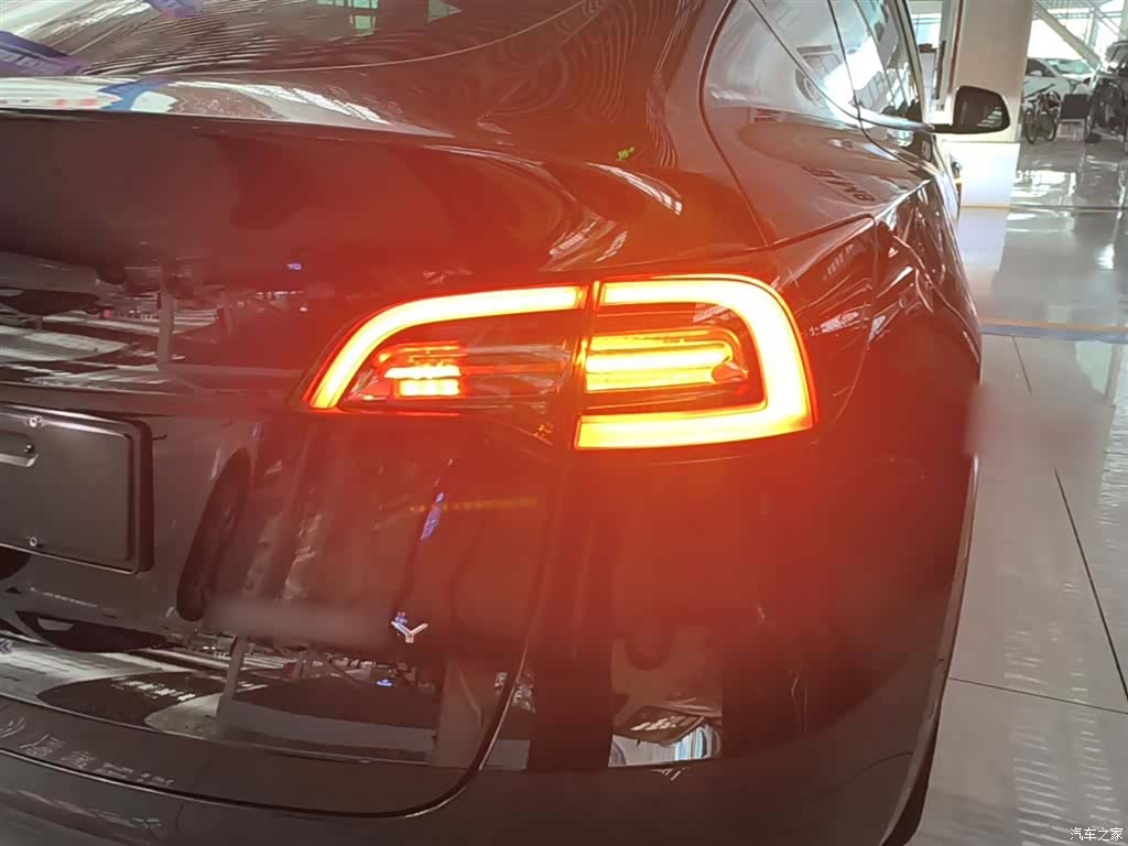 Tesla Model Y, 2022 8