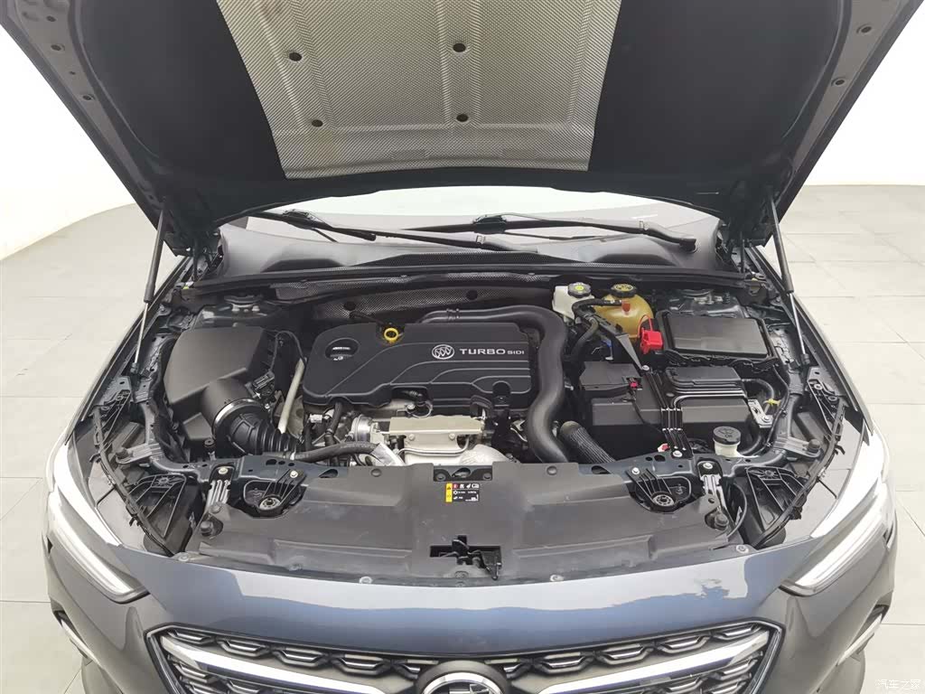 Buick Regal, 2020 6