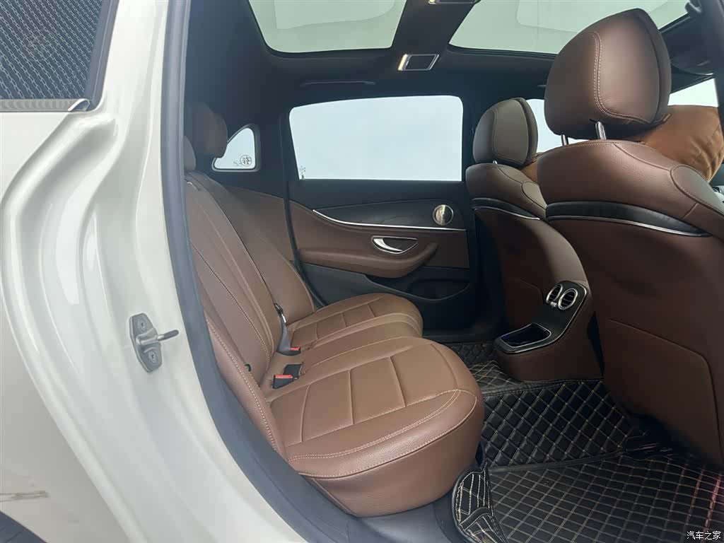 Mercedes-Benz E-Class, 2020 15