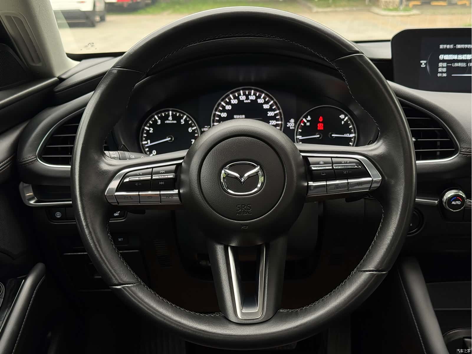 Mazda Mazda3, 2024 11