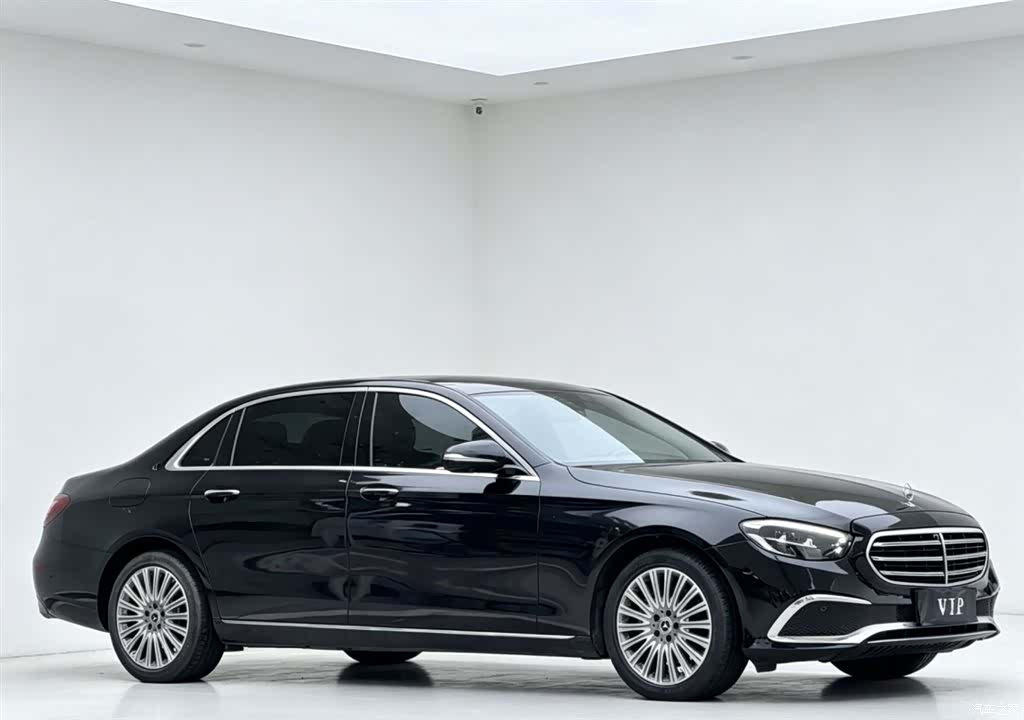Mercedes-Benz E-Class, 2021 3