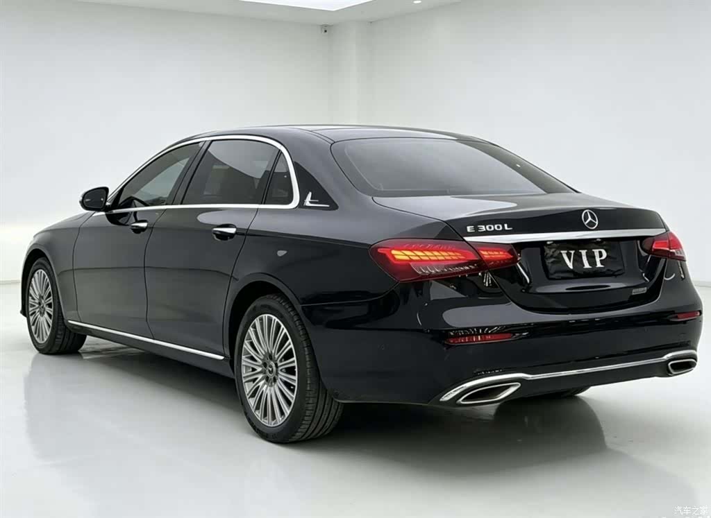 Mercedes-Benz E-Class, 2023 9