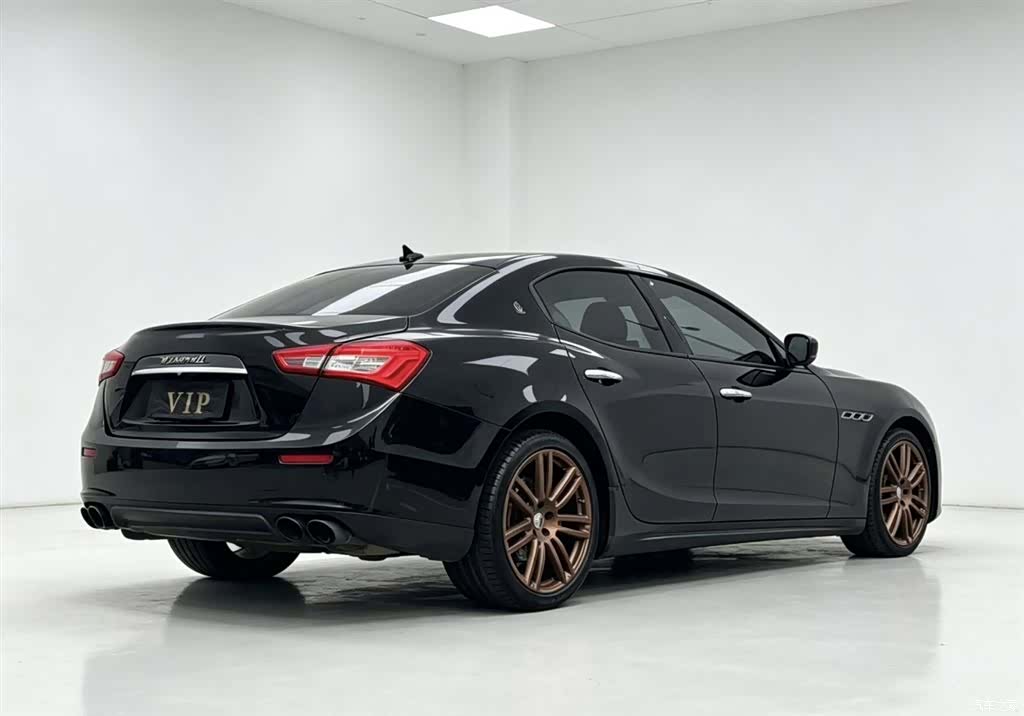 Maserati Ghibli, 2015 7