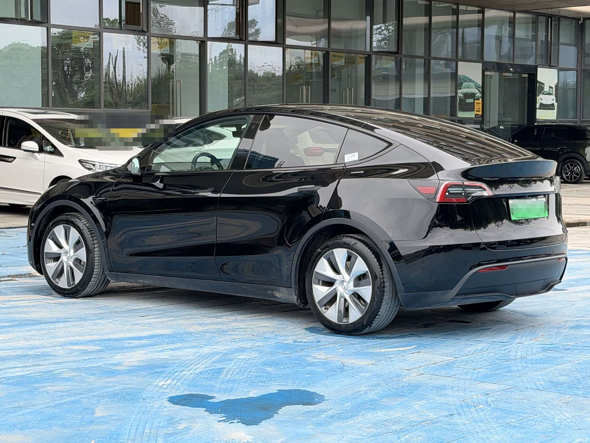 Tesla Model Y, 2022 9