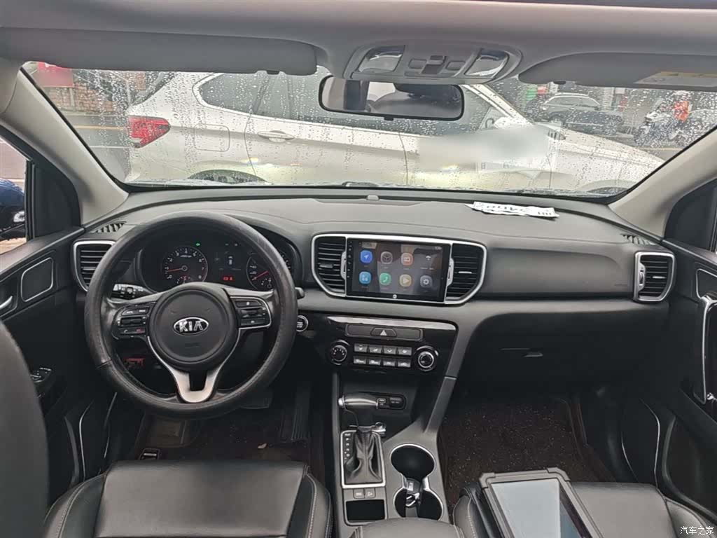 Kia KX5, 2017 10