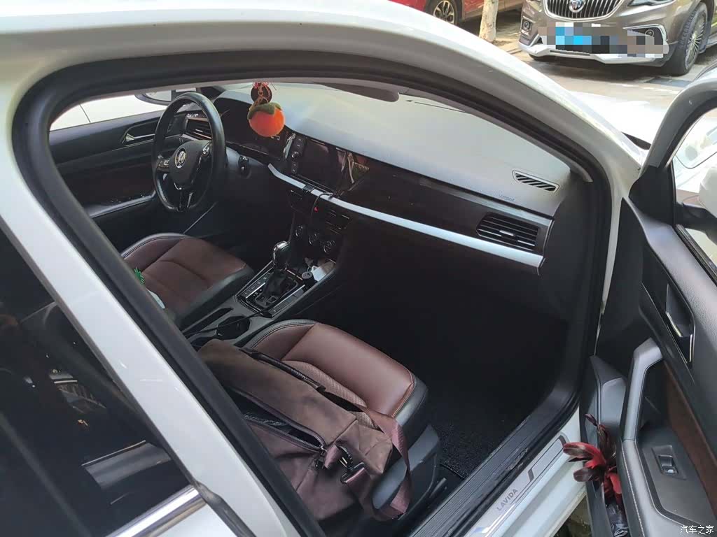 Volkswagen Lavida, 2019 21
