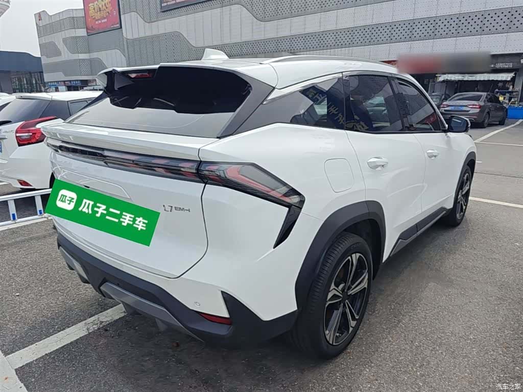 Geely Galaxy L7, 2025 7