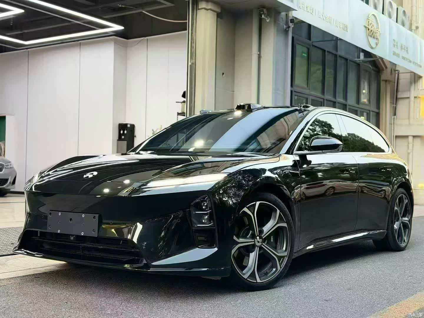 NIO ET5, 2024 10