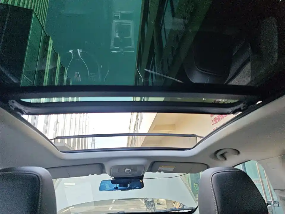 Roewe RX5 New energy