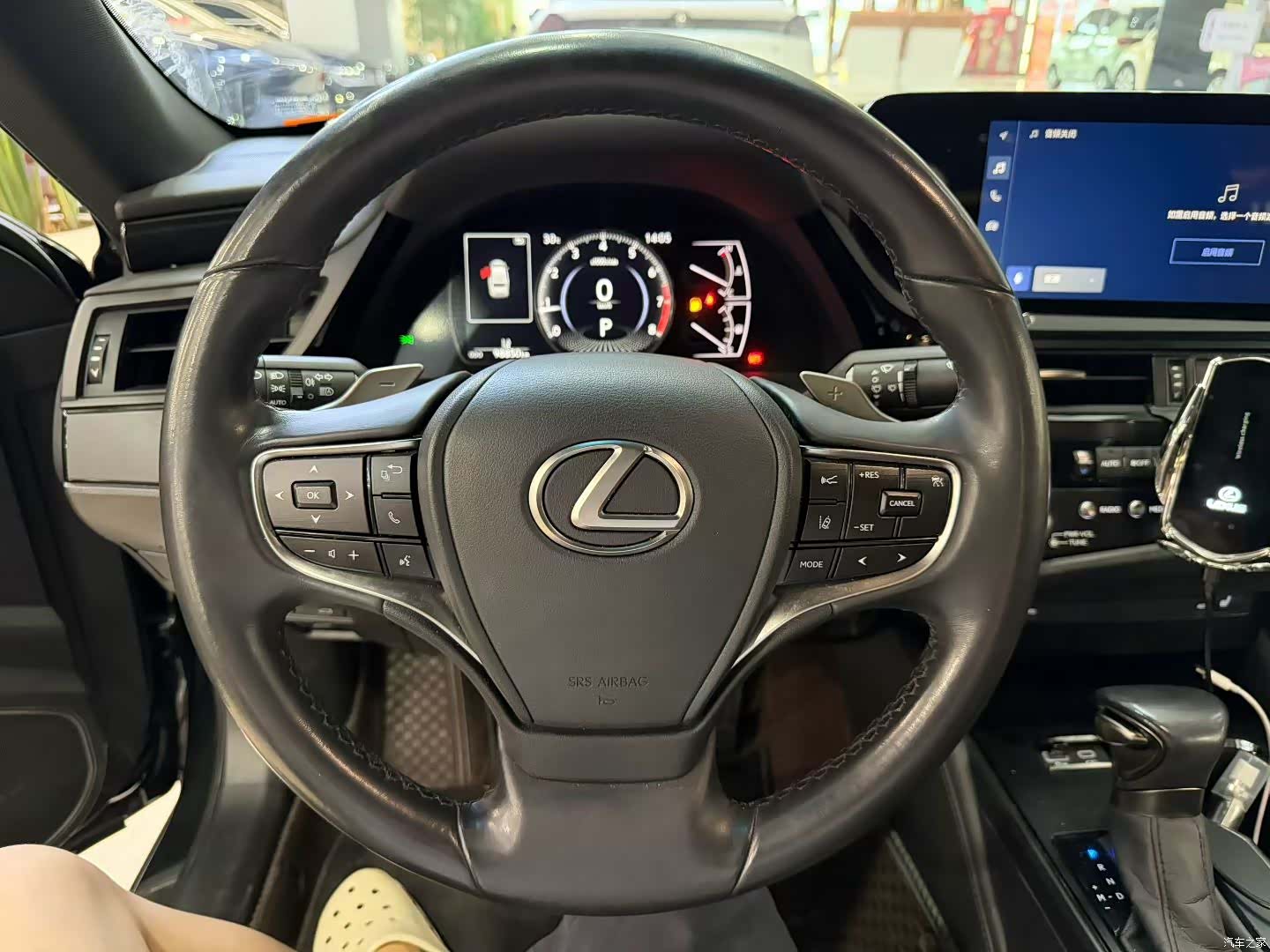 Lexus ES, 2023 6