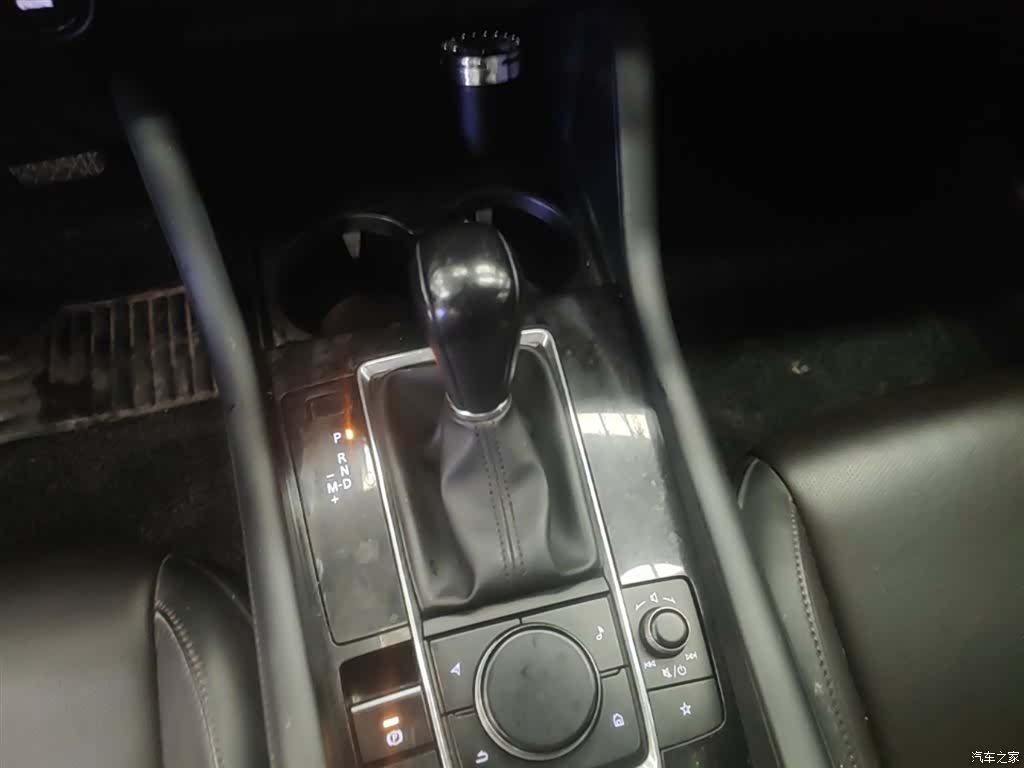 Mazda Mazda3, 2021 14