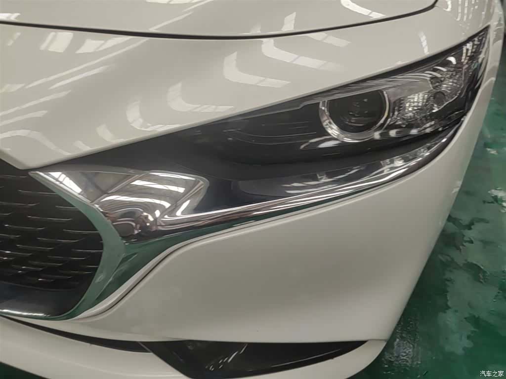 Mazda Mazda3, 2021 24