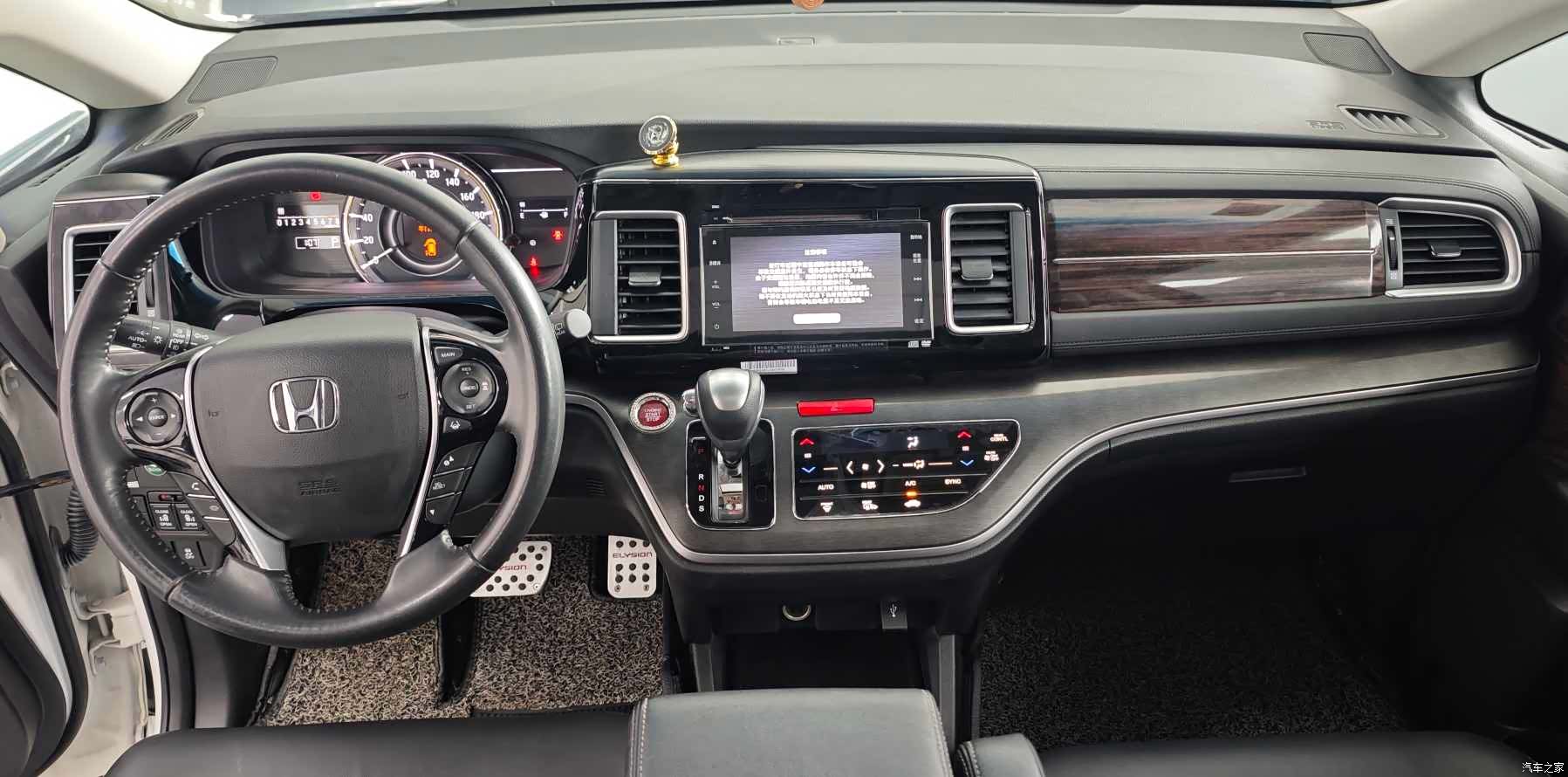 Honda Elysion, 2018 15
