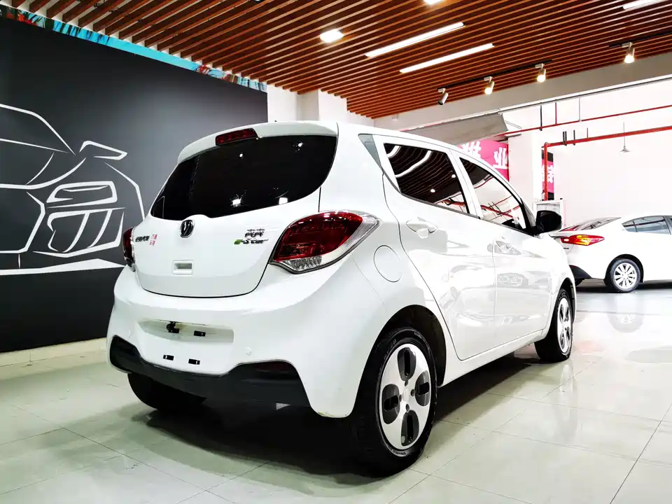 Changan Benben E-Star
