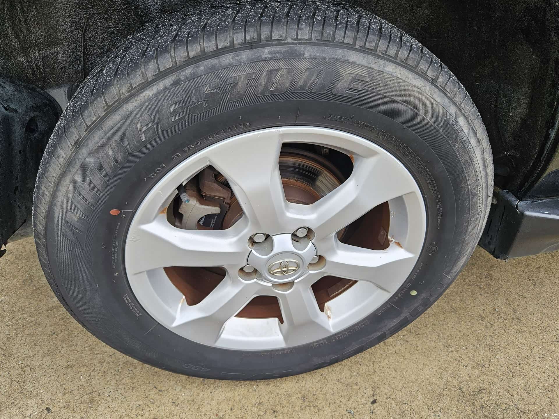 Toyota RAV4, 2011 19