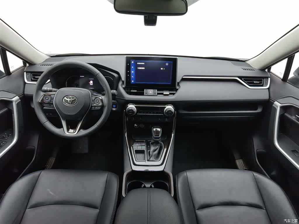 Toyota RAV4, 2021 все фото