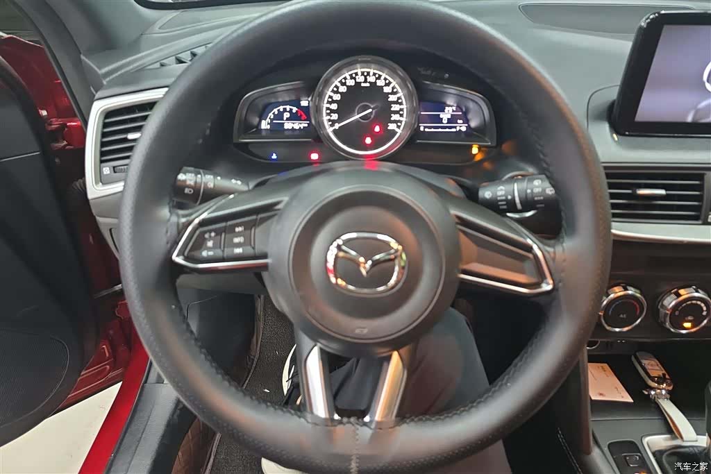 Mazda CX-4, 2019 15