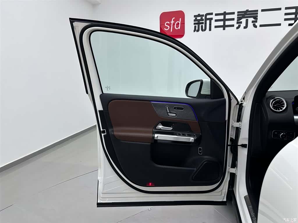 Mercedes-Benz GLB, 2021 8