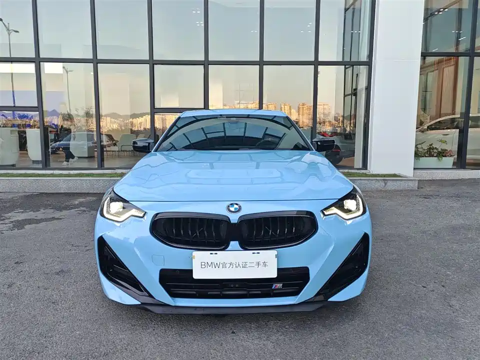 BMW M240i