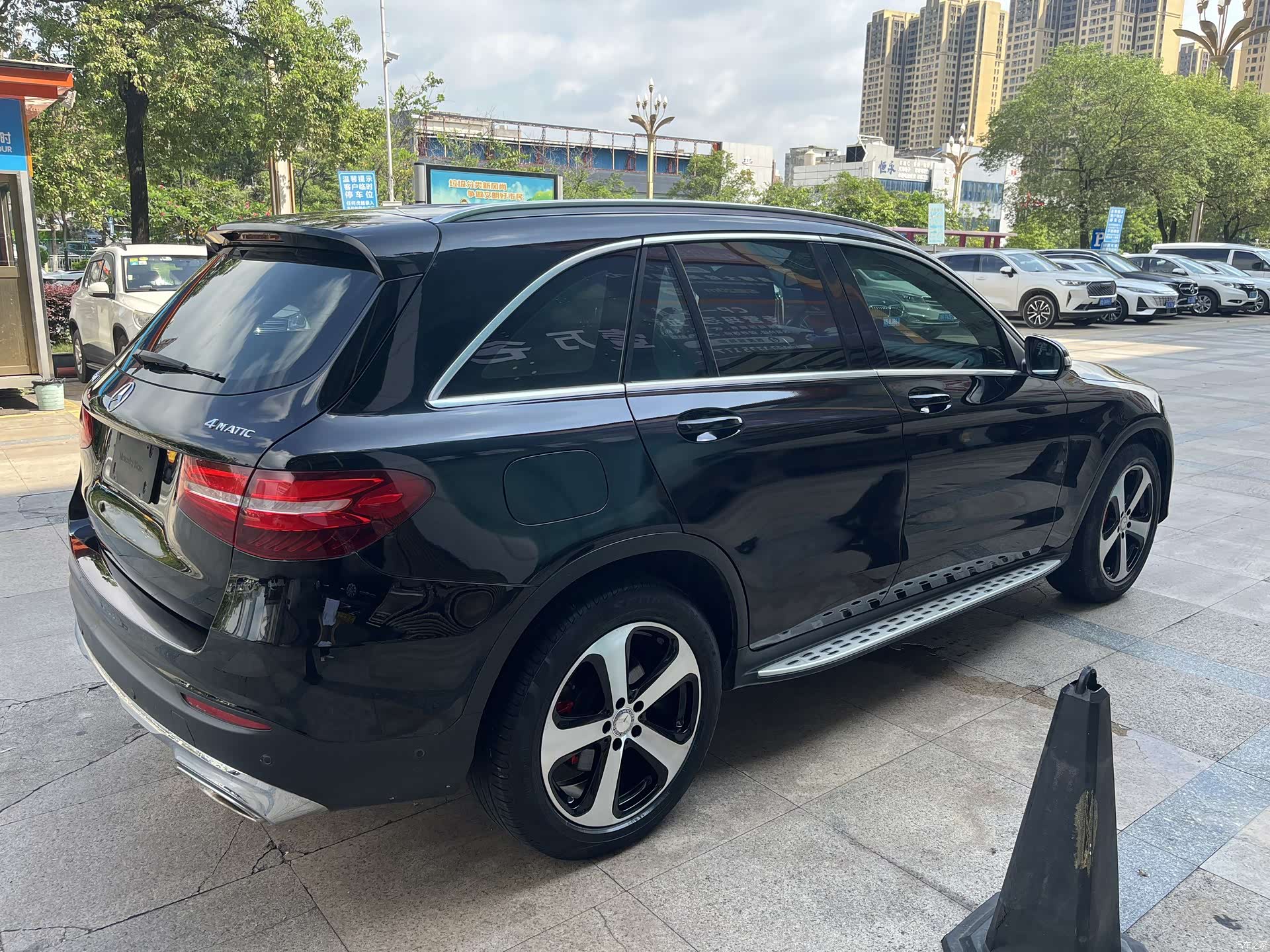 Mercedes-Benz GLC, 2016 10