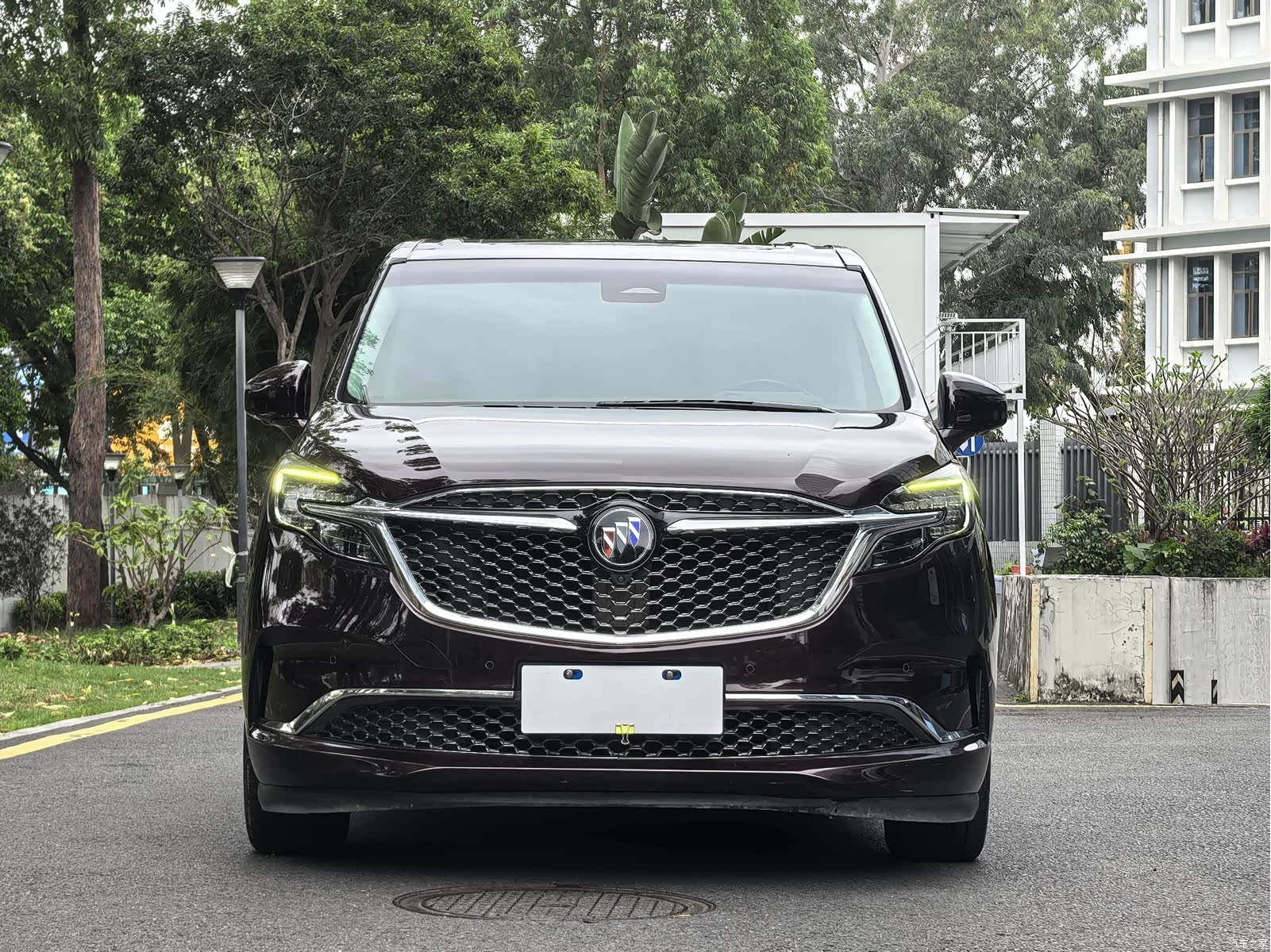 Buick GL8, 2020 3