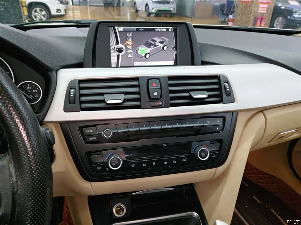 BMW 3 Series, 2015 13