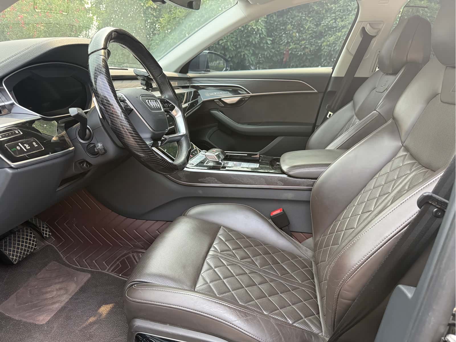 Audi A8L, 2021 7