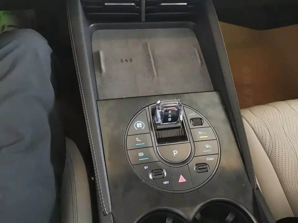 BYD Seal 06