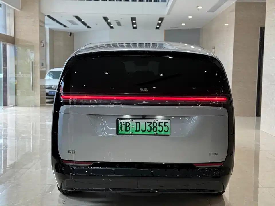 Li Auto Ideal MEGA