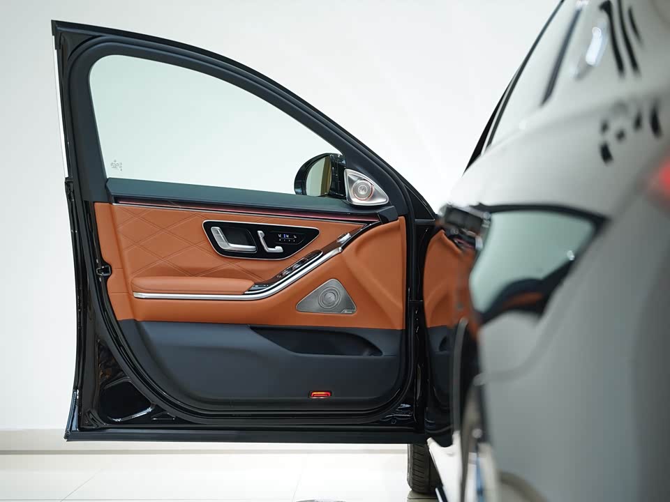 Mercedes-Benz Maybach S-class