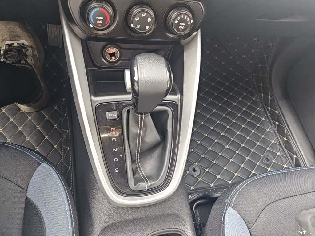 Wuling 510, 2021 10