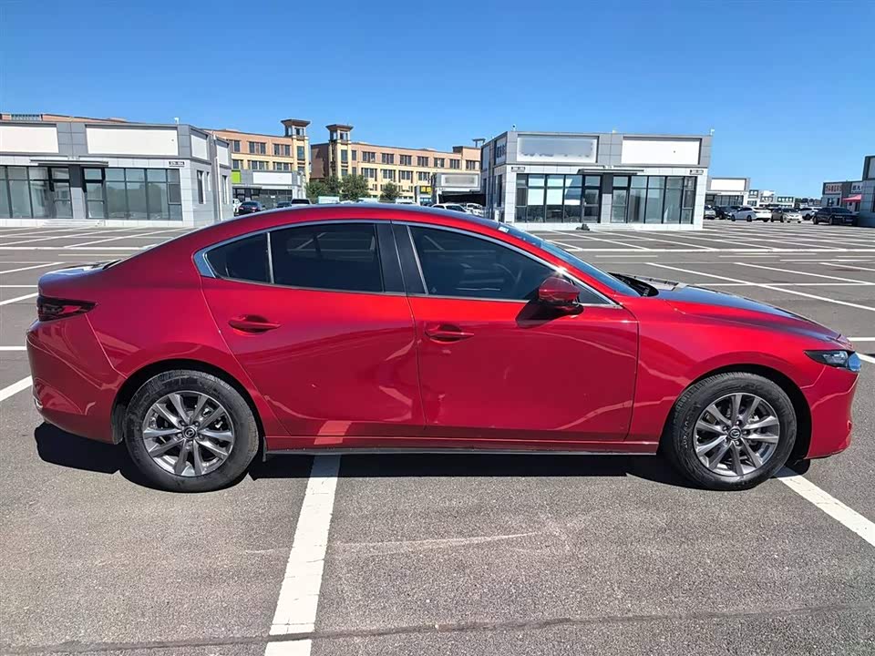 Mazda 3 Angkesaila