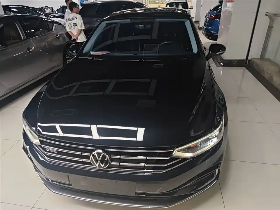 Volkswagen Magotan GTE