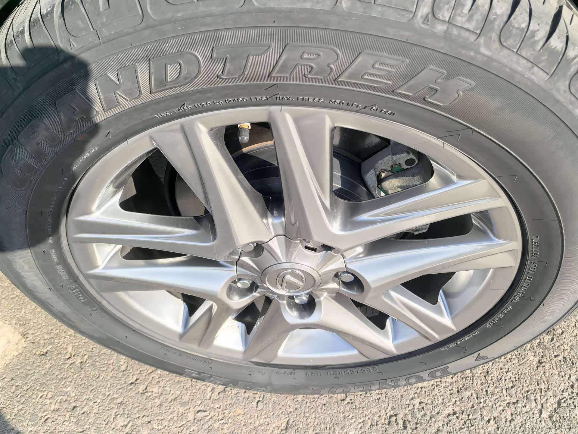 Lexus LX, 2013 17