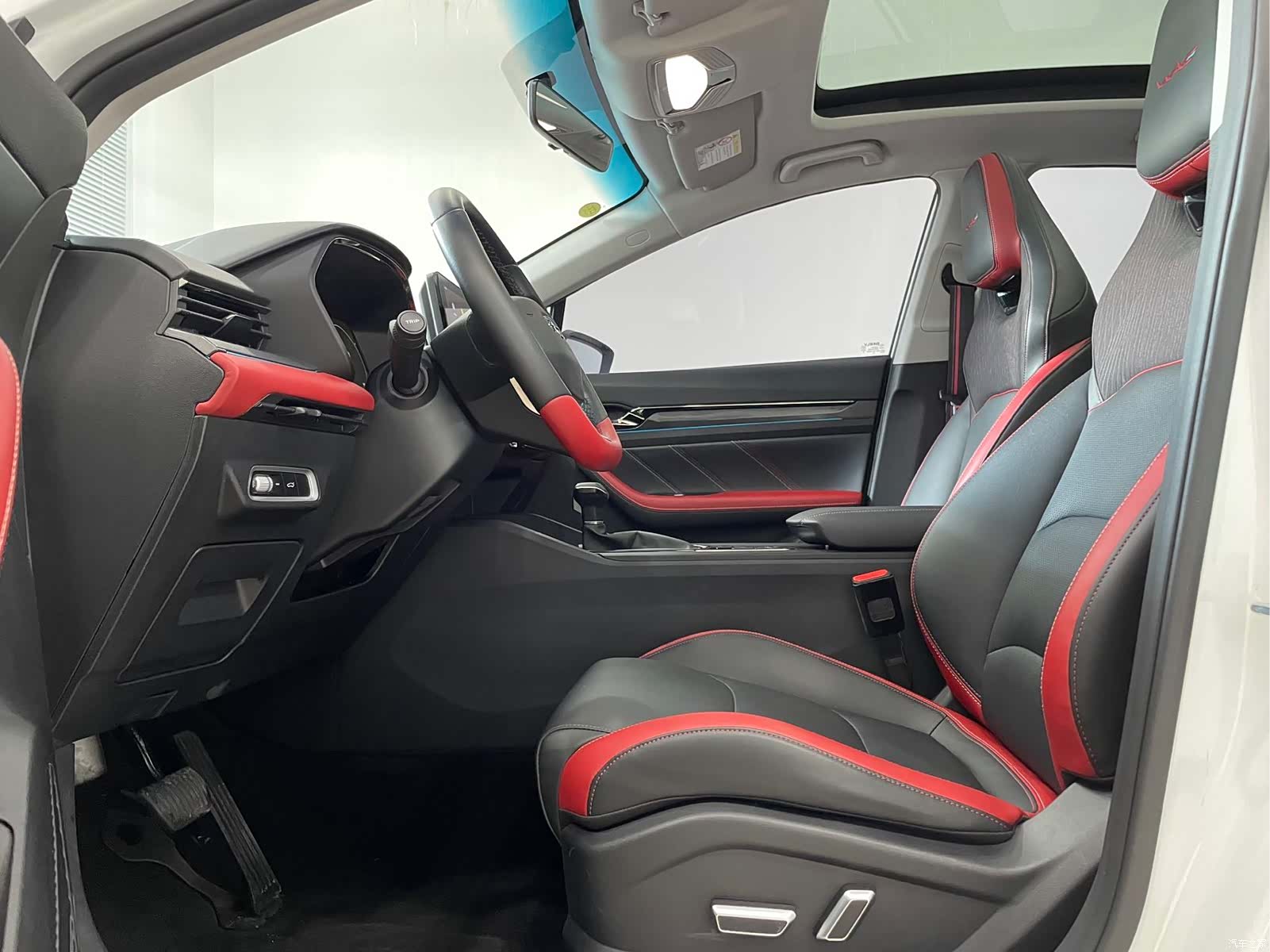 Geely Emgrand, 2021 11