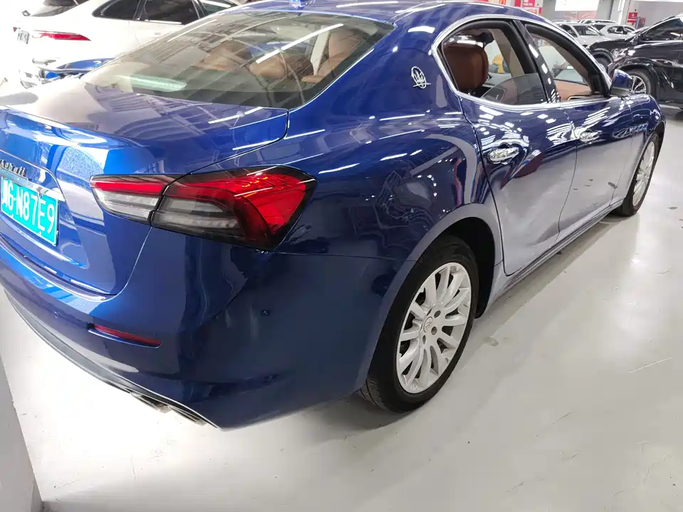 Maserati Ghibli