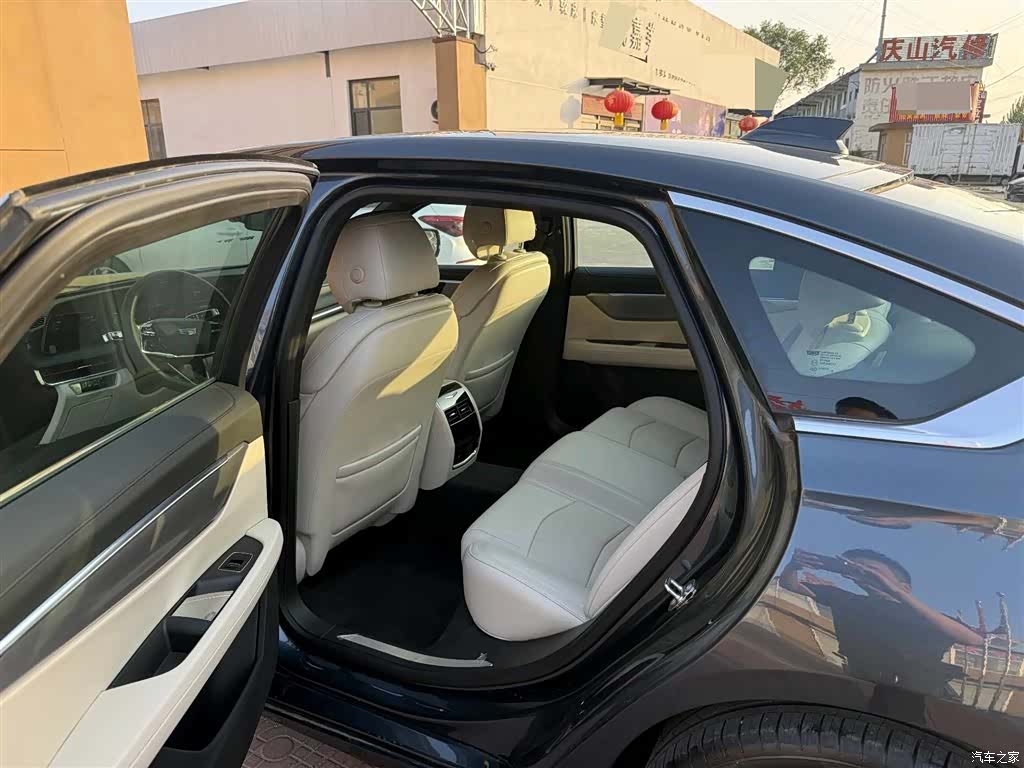 Cadillac CT6, 2026 8