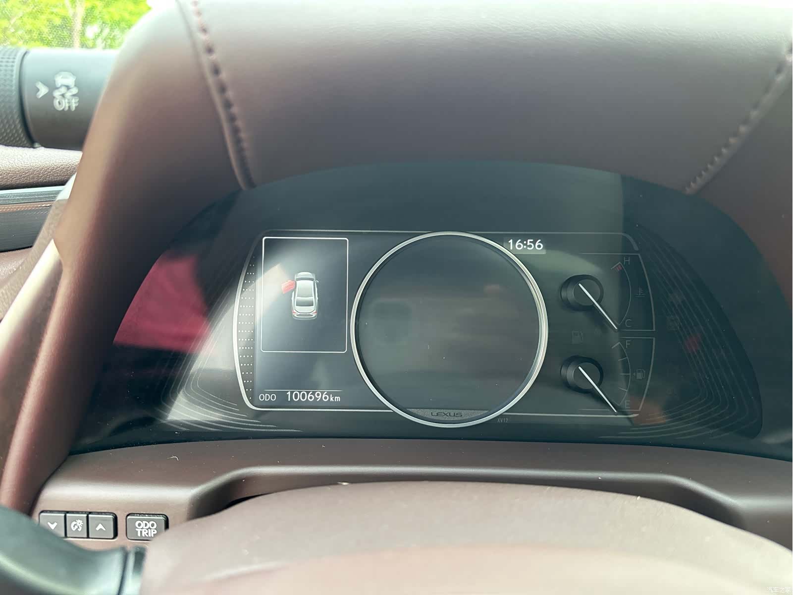 Lexus ES, 2018 11