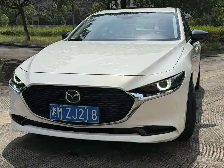Mazda 3 Angkesaila
