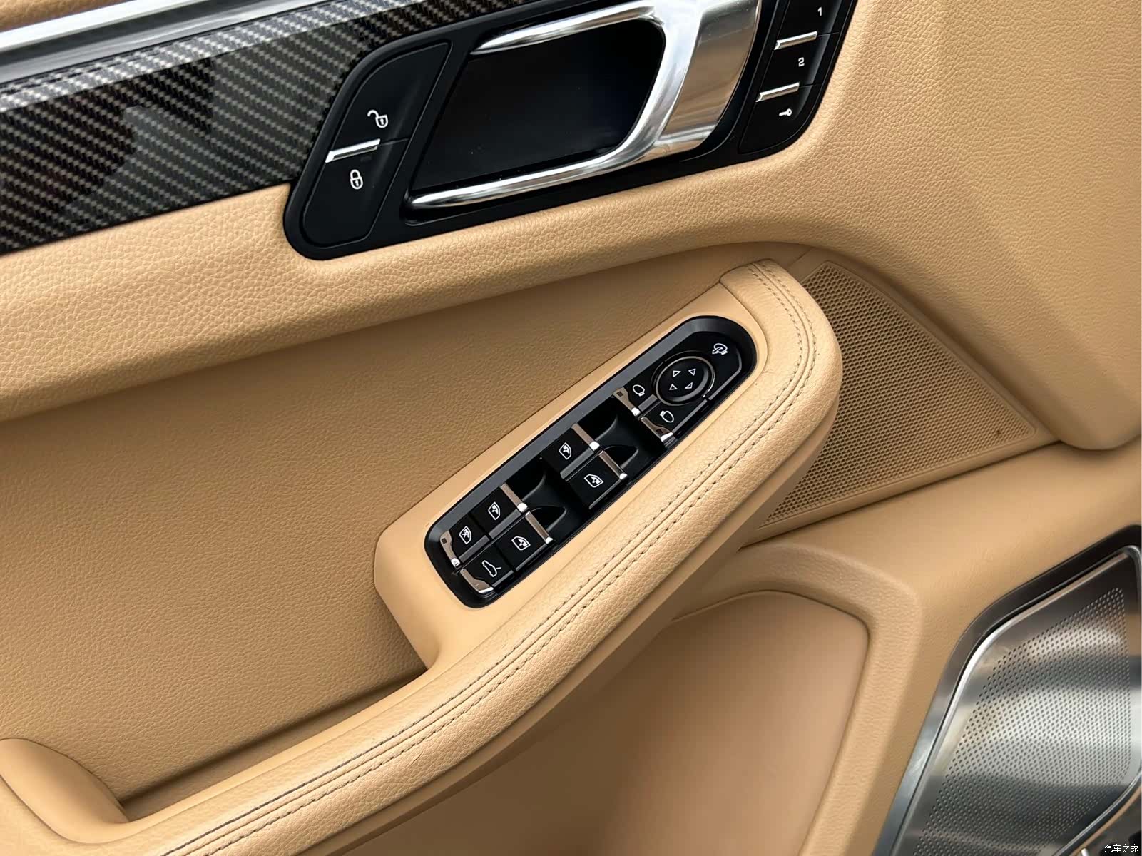 Porsche Macan, 2016 все фото